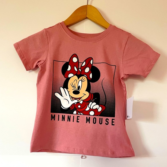 🥰Disney Minnie Mouse shirt - Picture 4 of 5